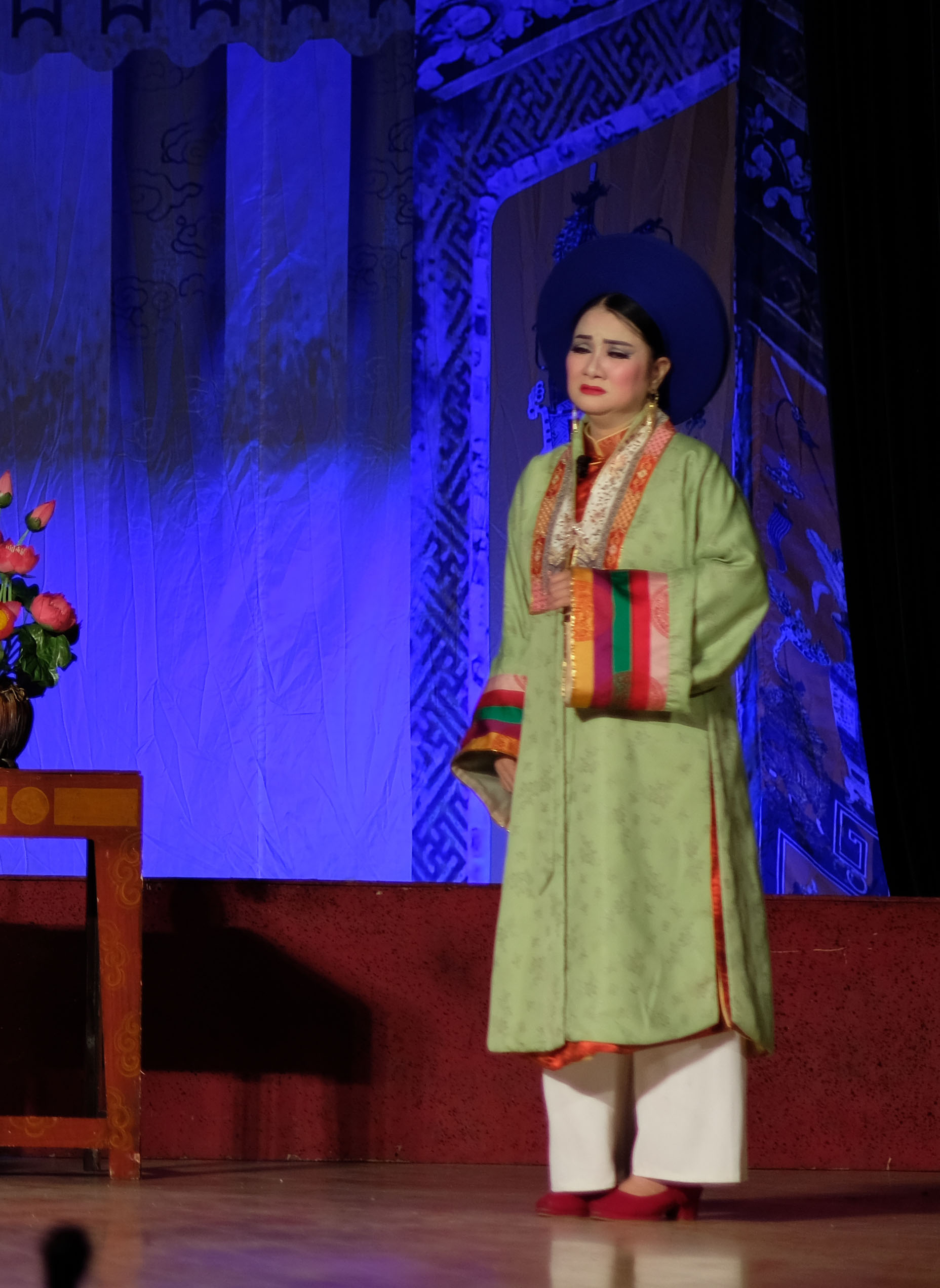 BÀI XUÂN NỮ