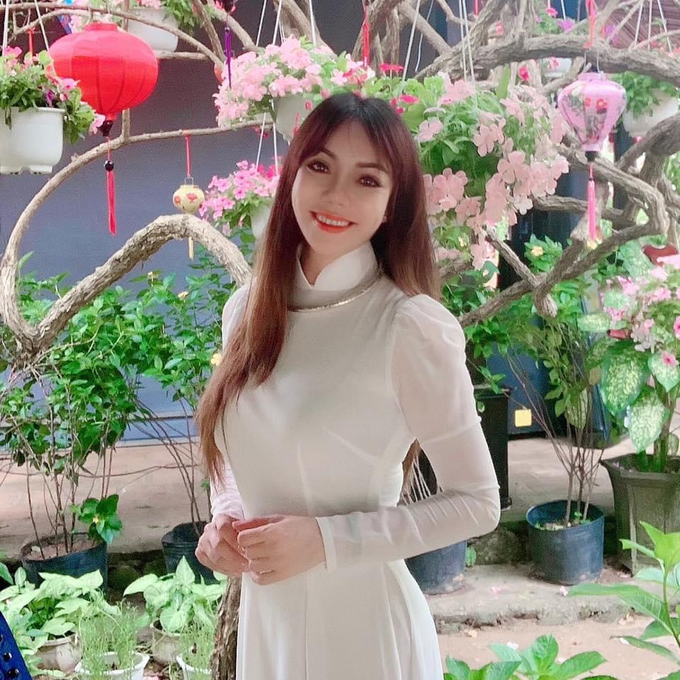 NSƯT Nguyễn Thị Thủy