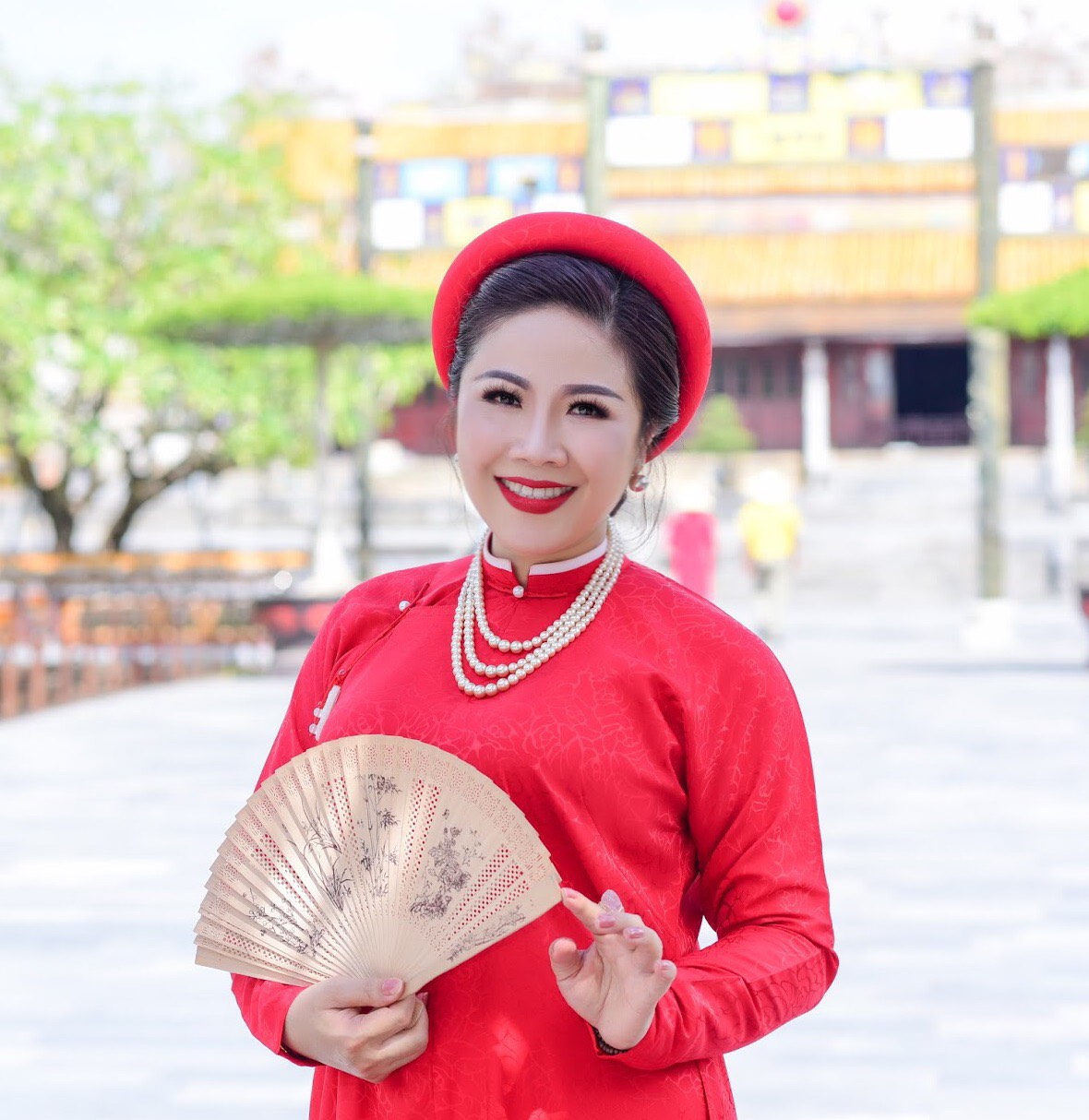 NSƯT Hoàng Thị Thu Hằng