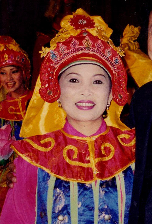 Cố NSND La Thị Cẩm Vân