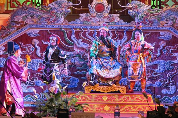 Bảo tồn và tôn vinh giá trị nghệ thuật tuồng Huế